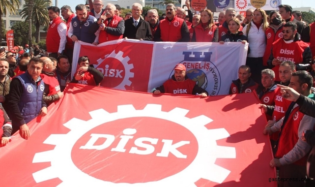 DİSK'ten asgari ücret çıkışı!