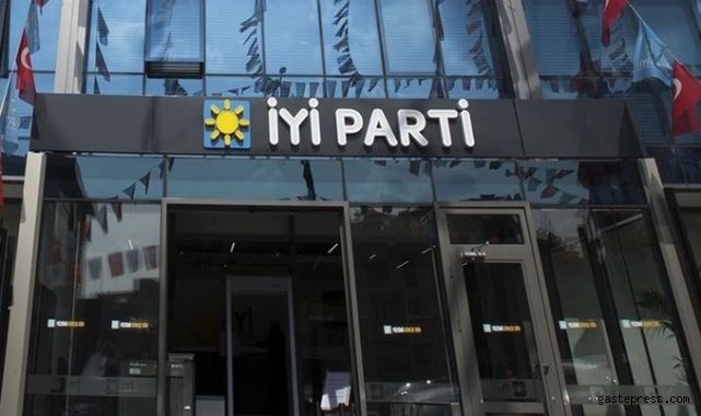İYİ Parti CHP'ye kapıyı kapattı parti tabanı ne dedi? Anket sonuçları açıklandı!