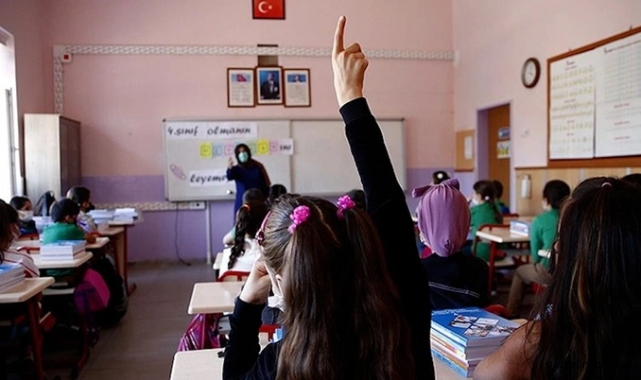 Milli Eğitim Bakanlığı sınıf annesi uygulamasını yasakladı!