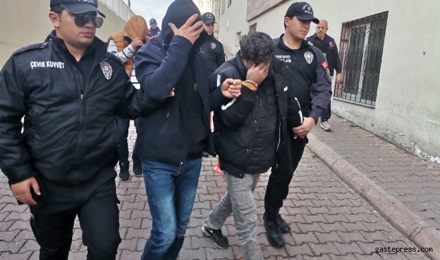 Uyuşturucu tacirleri adliyede!