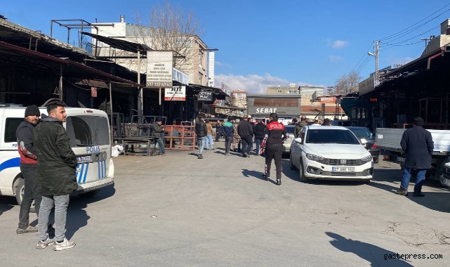 İşyeri komşuları arasında silahlı kavga: 1 yaralı!