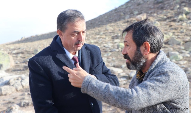 Kaymakam Altıntaş ve Başkan Taşyapan, Karaağaç dizisinin setini ziyaret etti!