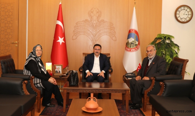 Kayseri'nin ilk terör şehidinin ailesinden Vali Çiçek'e ziyaret!