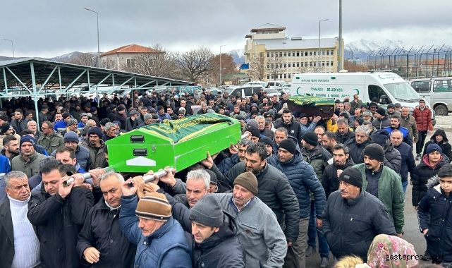 Sobadan sızan gazdan hayatını kaybeden baba ve oğlu toprağa verildi!