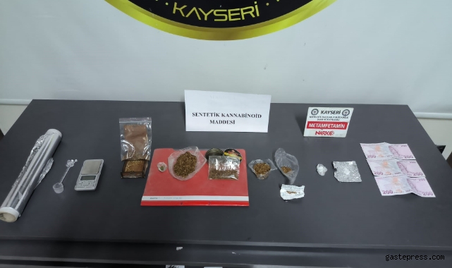 Uyuşturucu tacirlerine darbe: 4 Gözaltı!