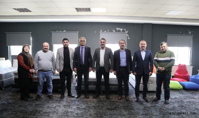 AK Parti Kayseri İl Başkanı Fatih Üzüm, Fabrika Ziyaretlerine Hız Kesmeden Devam Ediyor!