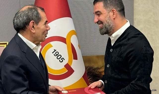 Arda Turan, Galatasaray Kulübü'ne üye oldu!