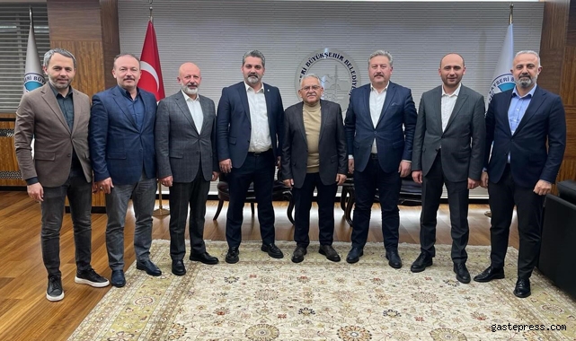 Başkan Büyükkılıç, ilçe belediye başkanlarıyla bir araya geldi!