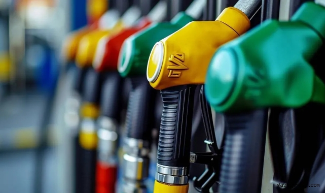 Benzine zam geldi tarihinde ilk kez böyle oldu! 