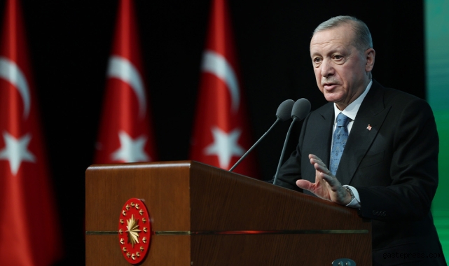 Cumhurbaşkanı Erdoğan: "Modernliği ve ilerlemeyi bir gardırobun iki kapağı arasına hapsettiler"