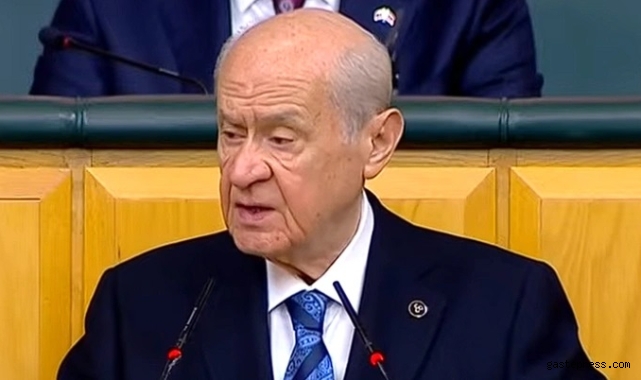 Devlet Bahçeli "Muhalefet iflas bayrağını çekti" dedi, Özgür Özel'e yüklendi: Ayakkabı mağazası gibisiniz...