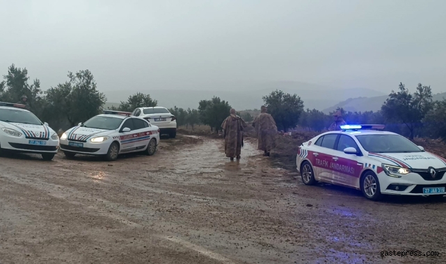 Helikopterin düştüğü alanda ve enkazda çalışmalar sürüyor!