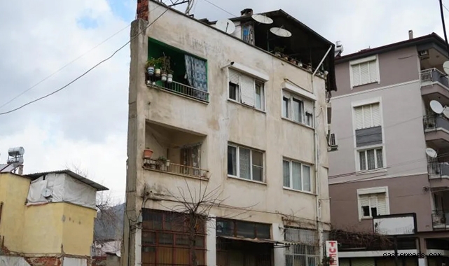 İki boyutlu gibi görünen ev dikkatleri çekiyor!