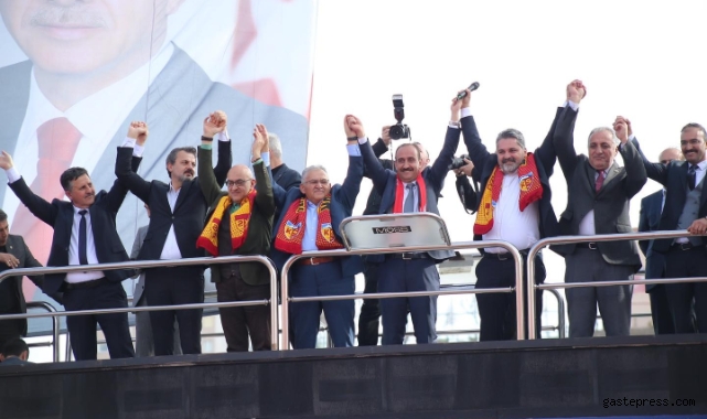 İncesu Miting havasında seçim ofisi açıldı!