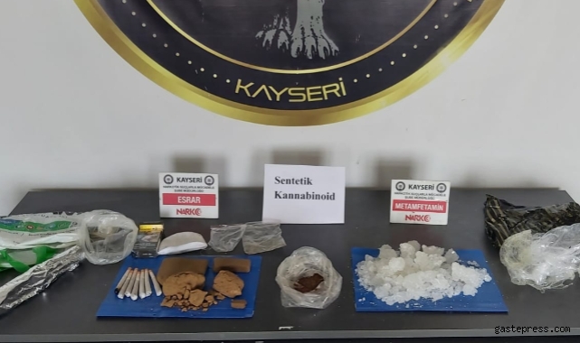 Kayseri'de 1 kilo 385 gram uyuşturucu ele geçirildi!