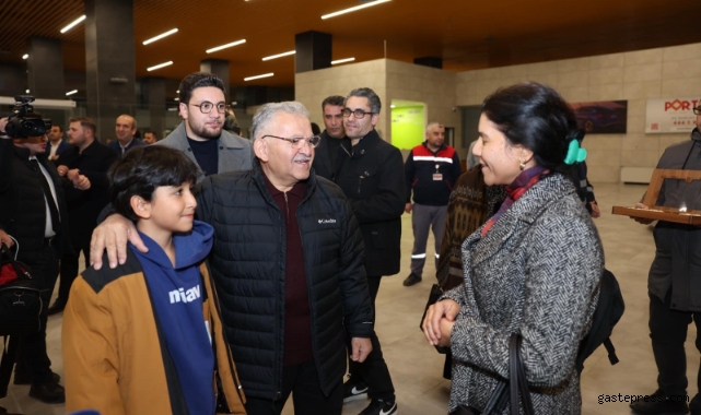 Kayseri Havalimanı'nın Yeni Terminal Binasının ilk yolcuları karşılandı!