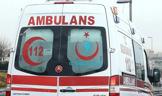 Otomobil servis bekleyenlere çarptı: 1 kişi öldü, 1 kişi yaralandı!