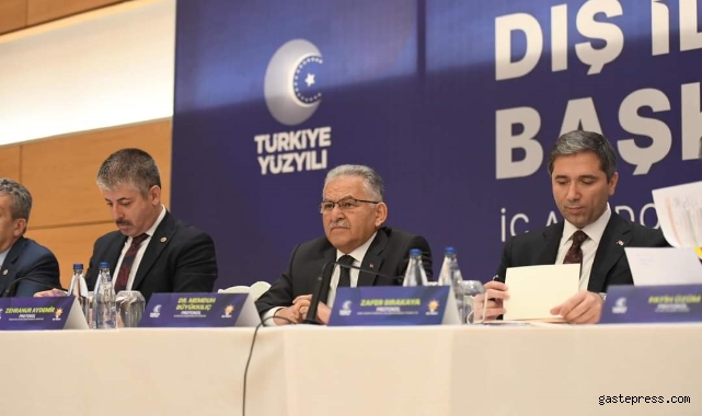 Sırakaya: "Daha adil, daha barışçıl ve daha müreffeh bir dünya düzeni sağlanması için tüm gayretimizi gösterdik"