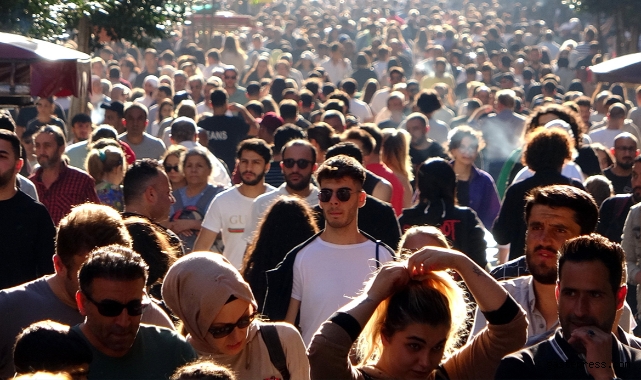Türkiye'nin yüzde 52,7'si mutlu!