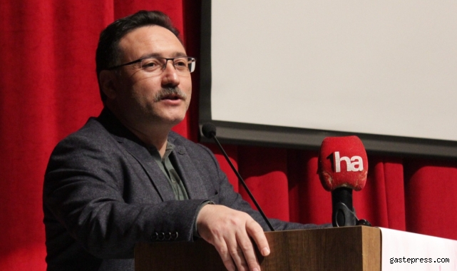 Vali Gökmen Çiçek, “Kadınlar olmazsa hiçbir projede başarılı olma şansımız yok”