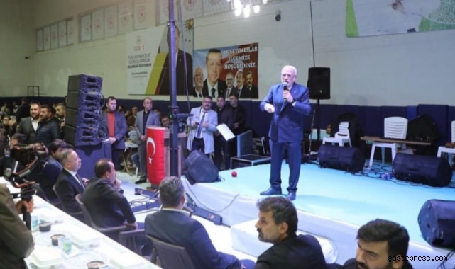 AK Parti Grup Başkanvekili Elitaş, “AK Parti’nin artıklarına kucak açıyorlar”