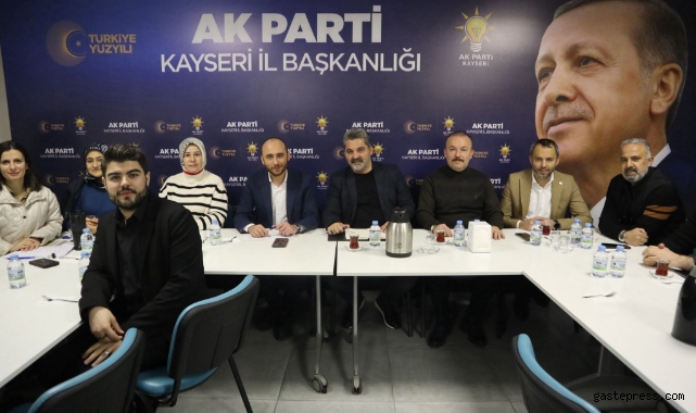 AK Parti İl Başkanı Fatih Üzüm Gece Geç Saatlere Kadar Toplantı Yaptı!