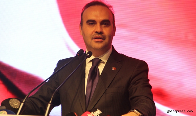 Bakan Kacır: "Hürjet Kayseri'de üretilecek"