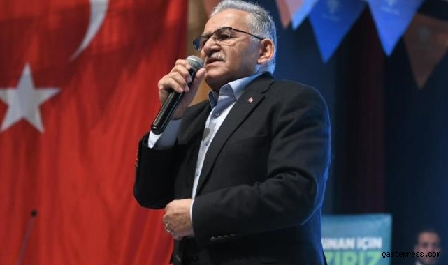Başkan Büyükkılıç'tan Arıkan'a: "Mahmut’a bu tür yaklaşımlar yakışmıyor. Ben kimsenin afişini indirmedim" 