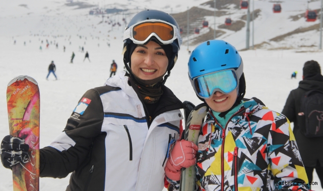 Erciyes hafta sonu turist akınına uğradı!