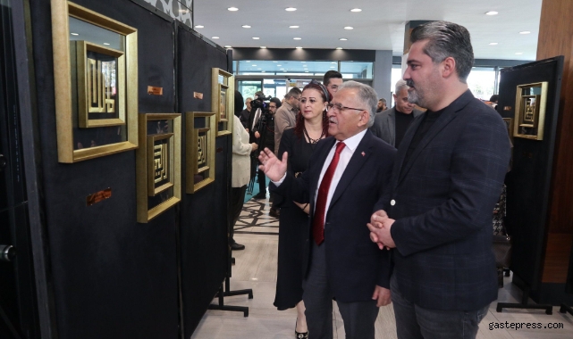 Fatih Üzüm Büyükşehir Belediye Meclisi AK Parti grup toplasına başkanlık yaptı!