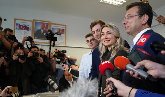 İBB Başkan Adayı Ekrem İmamoğlu, oyunu ailesiyle birlikte kullandı!
