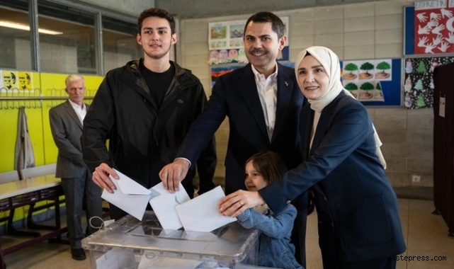 İBB Başkan Adayı Murat Kurum İstanbul Kağıthane'de oyunu kullandı!