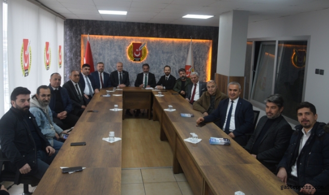 Kocasinan'da DEVA Rüzgarı: Kadir Türkmen Esnaf ve Basınla Buluştu!
