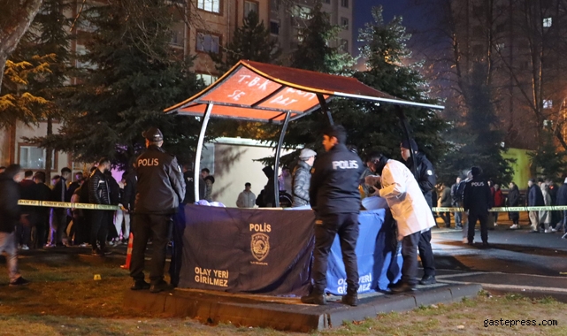 Parkta kanlı infaz: 1 ölü