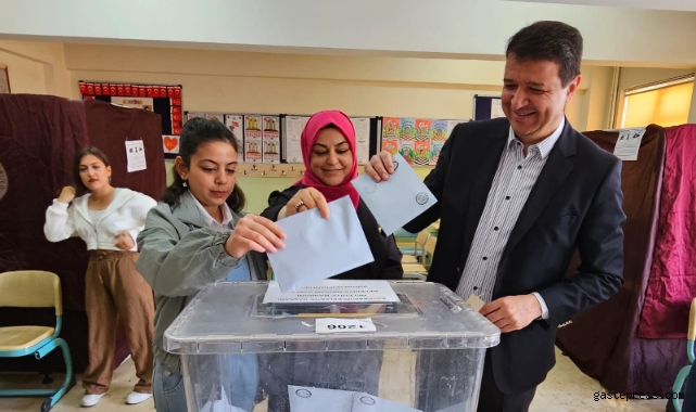 SP Kayseri Büyükşehir Belediye Başkan Adayı Arıkan oy kullandı!