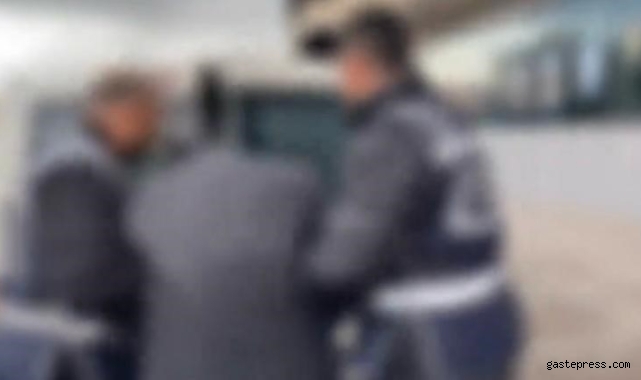 19 yıl kesinleşmiş hapsi bulunan hırsız çatıda yakalandı!