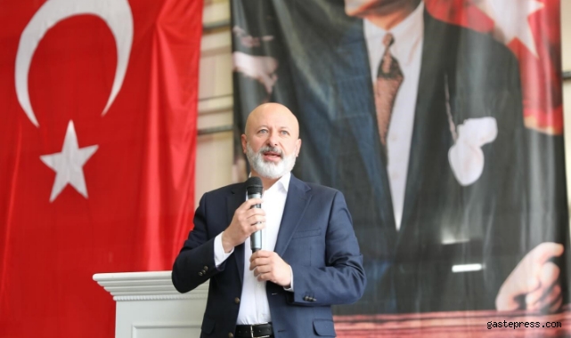 Başkan Çolakbayrakdar: "Bütün alanlarda farkını ortaya koyan belediyeyiz"
