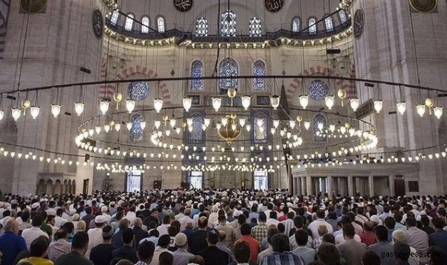  Diyanet İşleri Başkanlığı açıkladı 2024 il il Ramazan Bayramı namaz vakitleri!