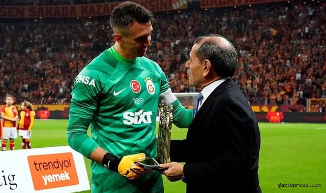 Fernando Muslera 5. kez 'dalya' dedi!