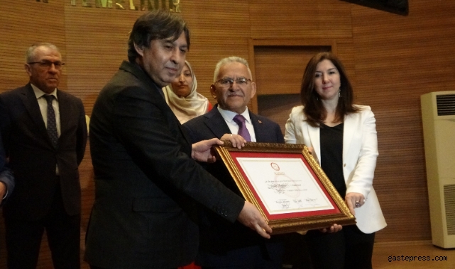 Mazbatasını alan Büyükkılıç: “Gönlümüz daha fazla katılımı arzu ederdi”