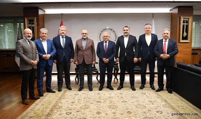 AK Parti'den Büyükşehir Buluşması: İstişare ve Değerlendirme Toplantısı!