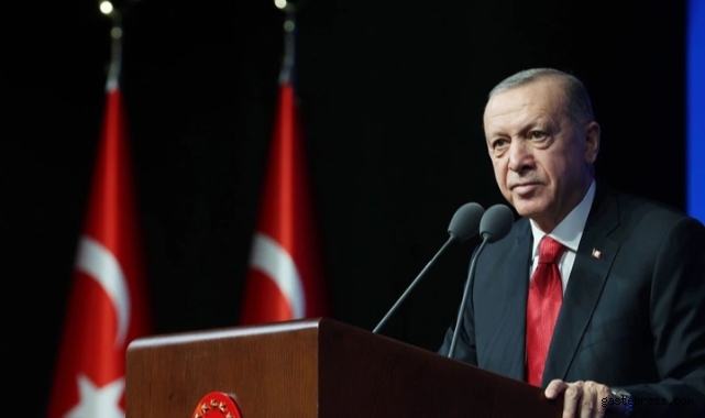 AK Parti'nin Seçmenle İlgili Anket Çalışması: "Zamlar Belimizi Büktü, Halktan Koptunuz"