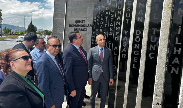 Bağcıoğlu ve Genç, Şehit Komandolar Durağı’nda: "İsimleri Kalbimize Yazıldı"