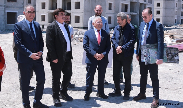 Başkan Büyükkılıç, Oruçreis Kentsel Dönüşüm Projesi'ni yerinde inceledi!