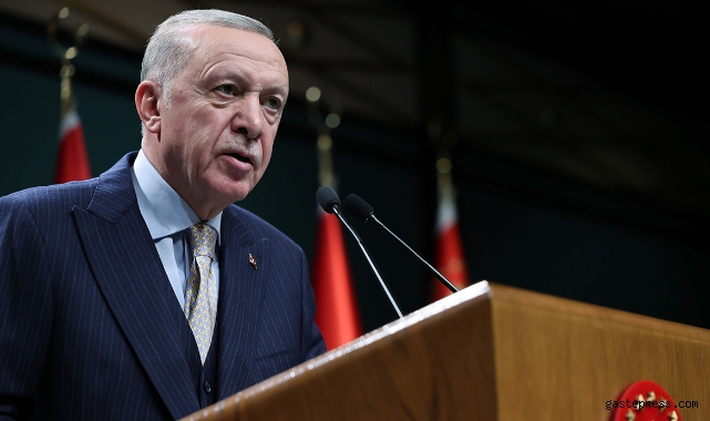 Cumhurbaşkanı Erdoğan: "1 Mayıs Emek ve Dayanışma Günü’nü tebrik ediyorum"