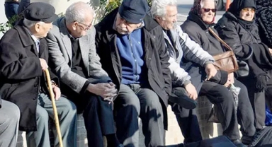 Emekliler ile ilgili yeni çalışma: Kamu tesislerinde indirim uygulanacak