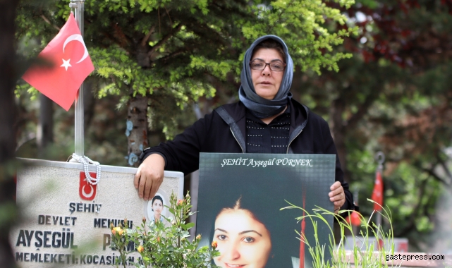 Kayseri'nin ilk kadın şehidinin annesinin buruk Anneler Günü!