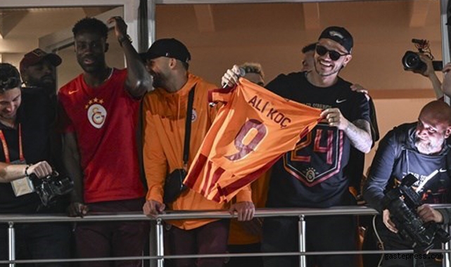 Mauro Icardi, Ali Koç'un adının yazdığı forma giydi!
