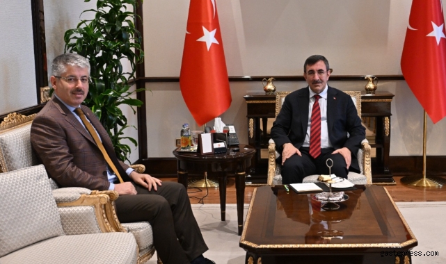 Milletvekili Şabançopuroğlu, Cumhurbaşkanı Yardımcısı Cevdet Yılmaz'ı Ziyaret Etti: Kayseri-Mersin Tren Hattı İçin Talepleri İletti!