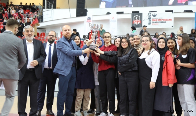 Milli Eğitim Bakan Yardımcısı Yılmaz: “Gelecekte güzel sporcuların yetişmesi için gayretlerinizi bekliyoruz”